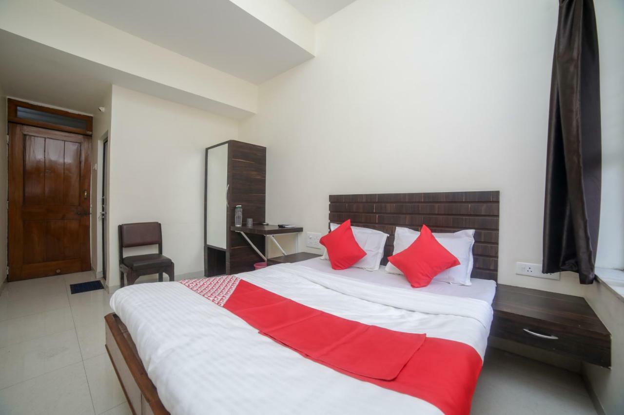 Oyo 46697 Hotel Gopi Nagpur Exterior photo